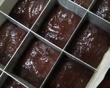 Foto langkah ke 3 dari resep Brownies Potong Instan.