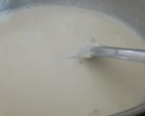 A picture of step 3 of Biscuit Rabri mixed fruit tart.