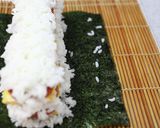 A picture of step 13 of Rolled Pork and Egg Onigiri.