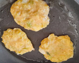 Foto del paso 4 de la receta: Tortillitas de col