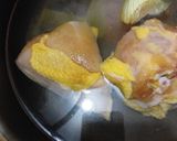 Foto del paso 1 de la receta: Pollo en crema al chipotle
