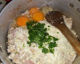 Foto del paso 7 de la receta: Relleno para sorrentinos o raviolones de pollo (primera parte)