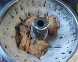 Foto del paso 2 de la receta: Cake de cacao con arándanos y pasas sultanas al aguardiente