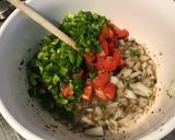 Une image de l'étape 4 de Salade tiède de pommes de terre,harengs marinés, tomates et poivrons verts.