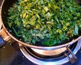 A picture of step 4 of Palak Aloo Lehsuniya.