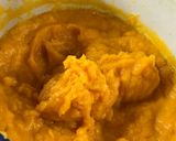 Foto del paso 5 de la receta: Filetes de merluza rellenas con jamón y queso, acompañadas con puré de calabacín