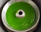 Foto langkah ke 8 dari resep Bolu kukus pisang pandan (no mixer no oven no ovalet).