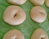 Foto langkah ke 3 dari resep Donat Gendut.