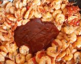 Foto langkah ke 5 dari resep 매운 새우 Korean Spicy Shrimp 🍤🌶.