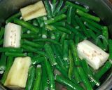 Foto langkah ke 2 dari resep Sayur Asem Bumbu Iris.