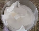 Foto langkah ke 4 dari resep Bolu chiffon pandan.