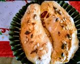 Foto del paso 6 de la receta: Pan de azafrán y orégano con semillas tostadas de calabaza