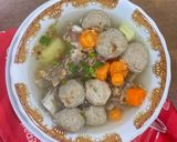 Foto langkah ke 3 dari resep Sop Bakso Tulang Iga.