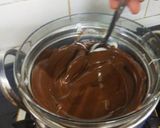 A picture of step 4 of Homemade chocolates.