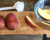 Foto del paso 1 de la receta: Bastones de papa picantes