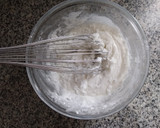 Foto del paso 1 de la receta: Glasé real para decorar cookies