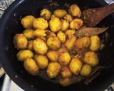 मखाने आलू की शाही सब्जी (makhane aloo ki shahi sabzi recipe in Hindi) रेसिपी चरण 3 फोटो