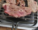 Foto del paso 3 de la receta Cordero a la parrilla con patatas fritas