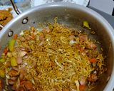 Foto langkah ke 2 dari resep Mie goreng simply.