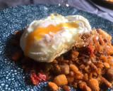 Foto del paso 6 de la receta: Sartén de migas con huevo frito 🍳