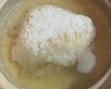 A picture of step 2 of Hearty Mushroom Rice Porridge.