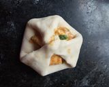 A picture of step 7 of Paneer tikka parcel.