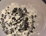 Foto del paso 4 de la receta: Budín de vainilla con chispas de chocolate 🍫