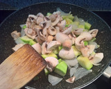 Foto del paso 3 de la receta: Pollo con almendras