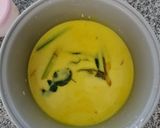 Foto langkah ke 2 dari resep Tumpeng Mini Kerucut/Nasi Kuning Magic Com.