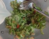 Foto langkah ke 5 dari resep Tumis Pare.