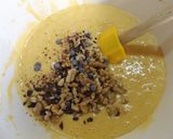 Foto del paso 2 de la receta Magdalenas con nueces y chocolate