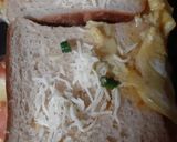 এগ চিজ টোস্ট (egg cheese toast recipe in bengali) রেসিপির ধাপ 3 ছবি