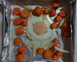 Foto langkah ke 4 dari resep Sheet Pan Egg and Veggies.