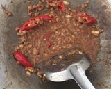 A picture of step 2 of Steam eggplant with stir fry minced meat.