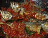 Foto langkah ke 3 dari resep Ikan Kembung Balado.