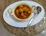 A picture of step 5 of Moong dal and posto savoury laddu curry.