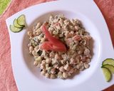 A picture of step 5 of Chana Salsa.