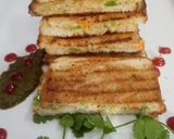 A picture of step 5 of Oats veggies sandwich.