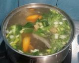 Foto langkah ke 3 dari resep Sop dada ayam.