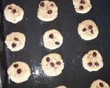 Foto del paso 4 de la receta: Masitas de avena con nueces y pasas