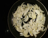 Foto del paso 1 de la receta: Pollo y calabacín al curry