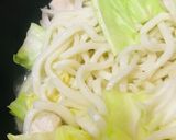 A picture of step 3 of Light Chicken Yaki Udon.