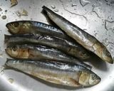 Foto del paso 1 de la receta: Tosta de sardina (arengades) con tomate