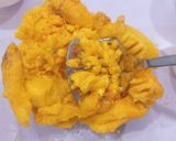 A picture of step 1 of Dodo ikire.
