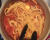 Hình bước làm 7 của món Pasta xào mực sốt cà chua