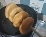 Foto langkah ke 5 dari resep Donat Empuk Enaak #321.