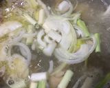 Foto langkah ke 5 dari resep Sup Ayam Wortel.