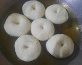 Foto langkah ke 8 dari resep Donat Double Matcha.