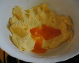 A picture of step 3 of Carrot-cherry cake.
