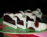 Foto langkah ke 9 dari resep Puding Susu Coklat Polkadot.